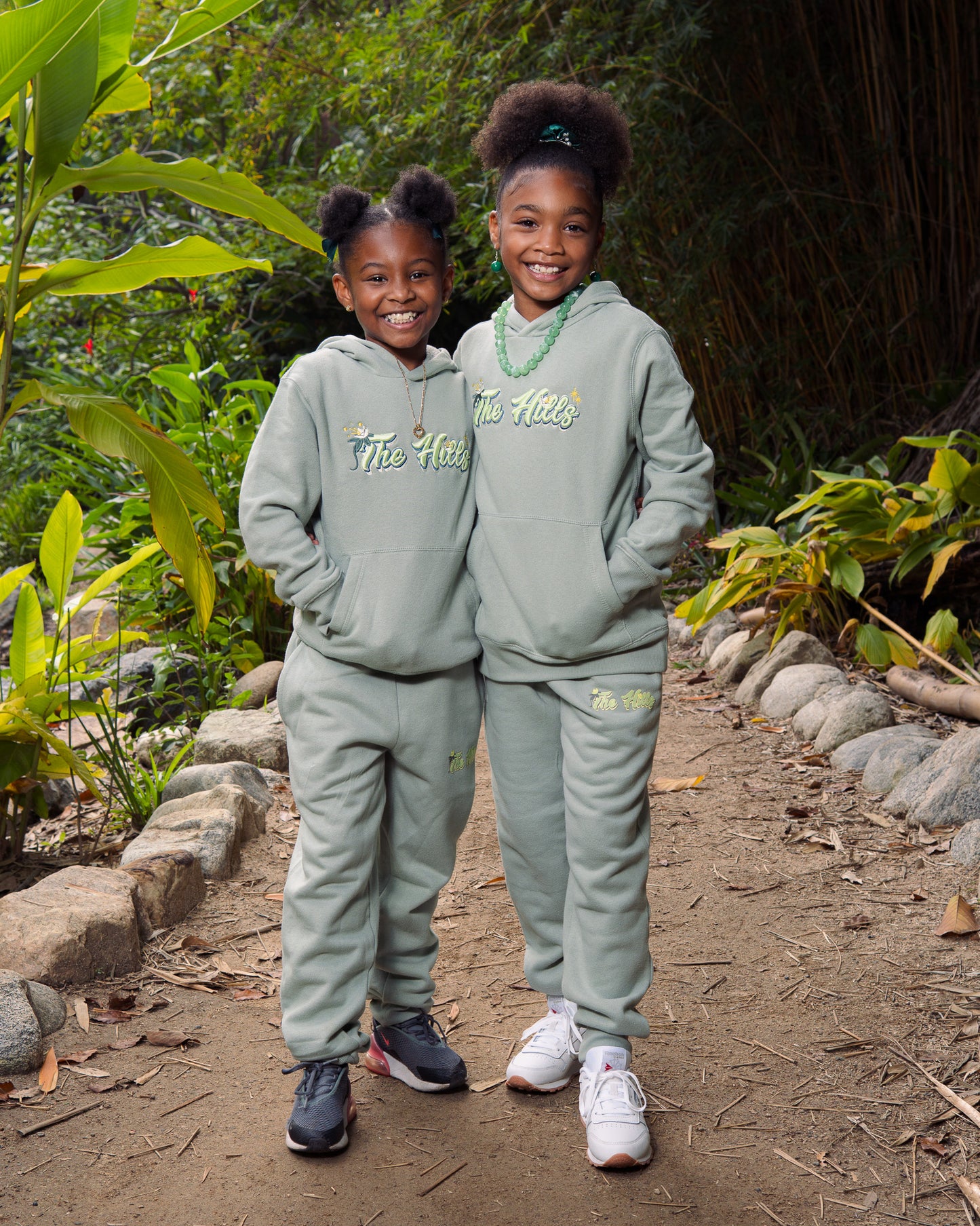 Youth The Hills Disney Collection “Princess & The Frog” Sweatsuit